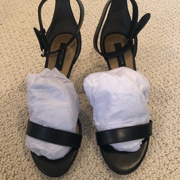 NWT Ann Taylor Heeled Sandals, size 9 - Picture 7 of 8